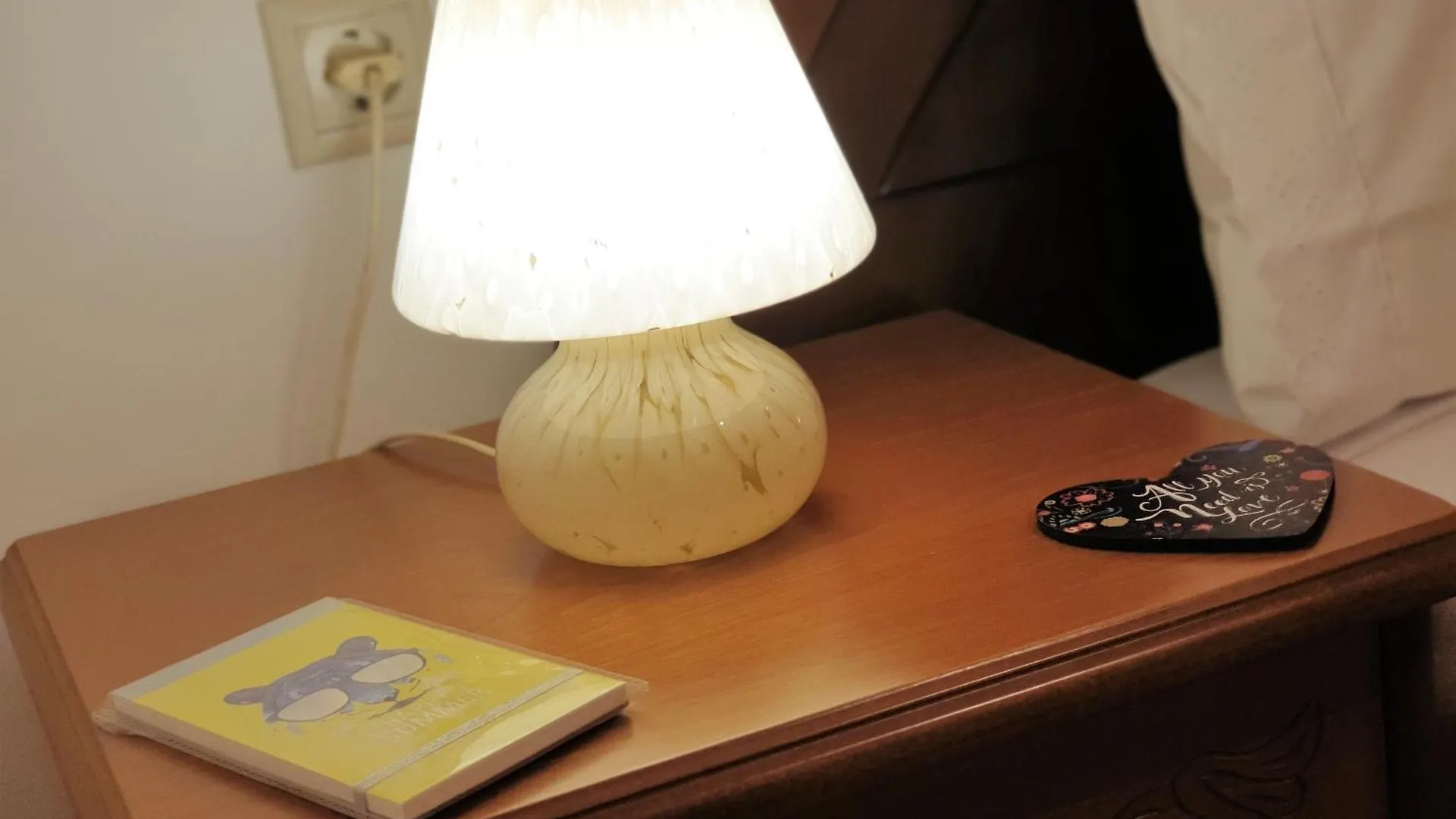 Theyellow House Fully Equipped 2Br Apartment Andipáta