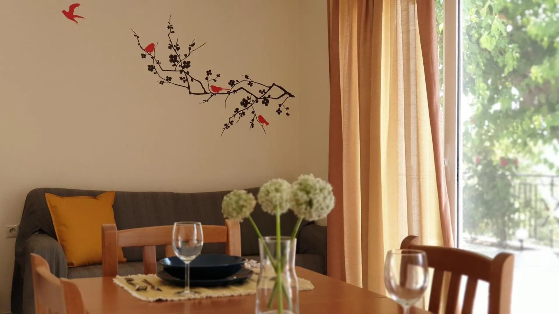 Theyellow House Fully Equipped 2Br Apartment Andipáta
