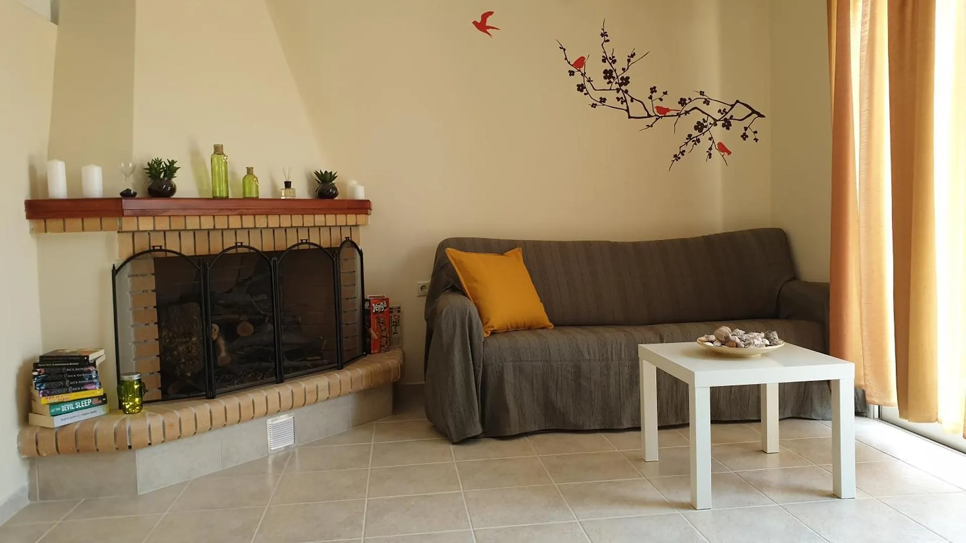Theyellow House Fully Equipped 2Br Apartment Andipáta Grecia